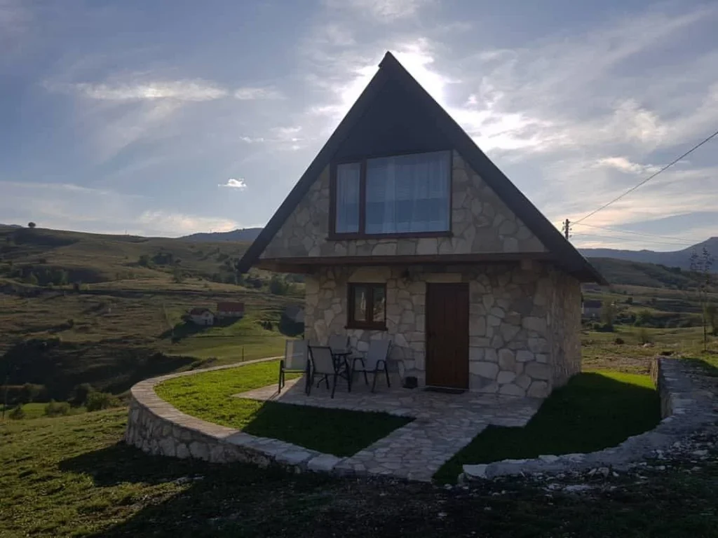 ACCOMMODATION