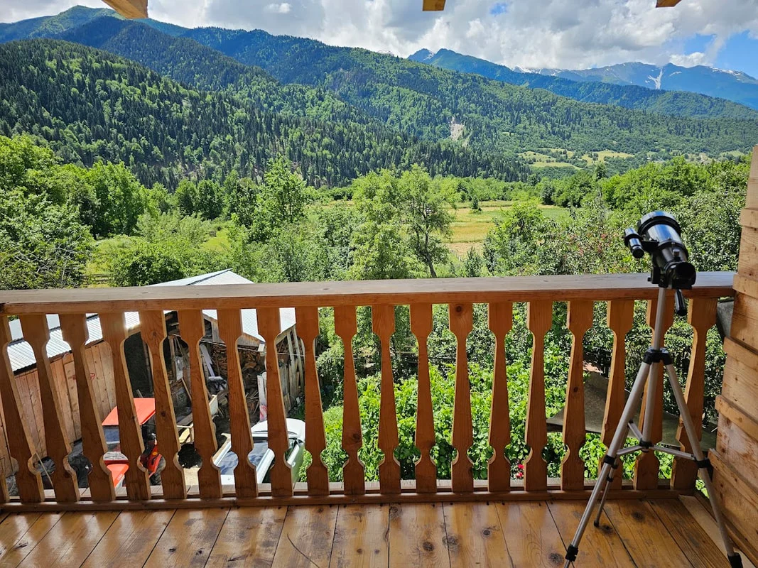 Family-run lodge in Lakhushdi